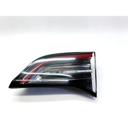 2019-2020 TESLA MODEL 3&Y Inner TAIL LIGHT RIGHT TRUNK  1077402-00-G OEM