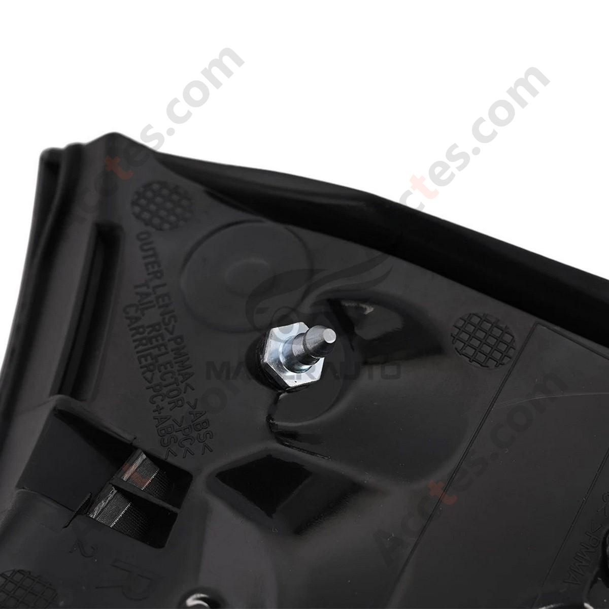 4-Pin Inner Tail Light Right Side for Tesla Model 3&Y 2021-2022 1502089-00-B