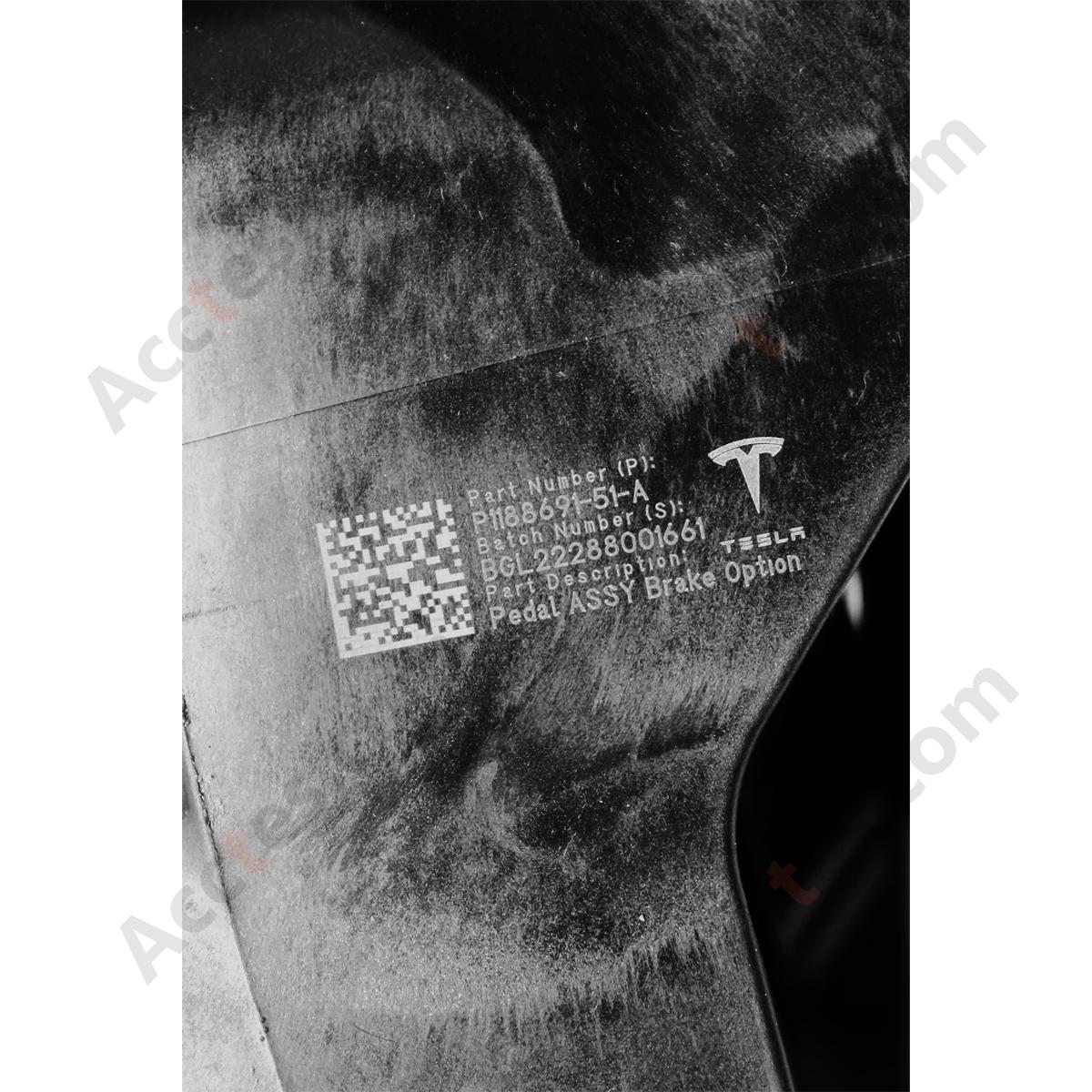 Tesla Model Y Brake Pedal assembly 1189691-51-A Electric 393kw 2022 Rhd