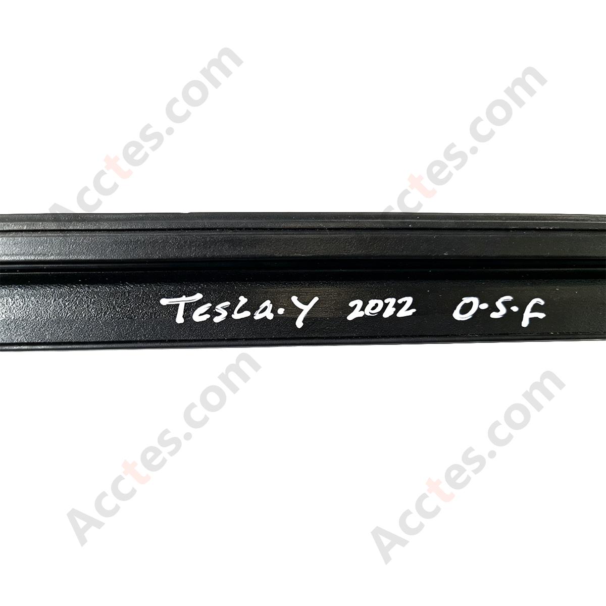Tesla 5YJY Model Y 2022 Right Side Front Inner Door Belt Seal 1500063-00-C