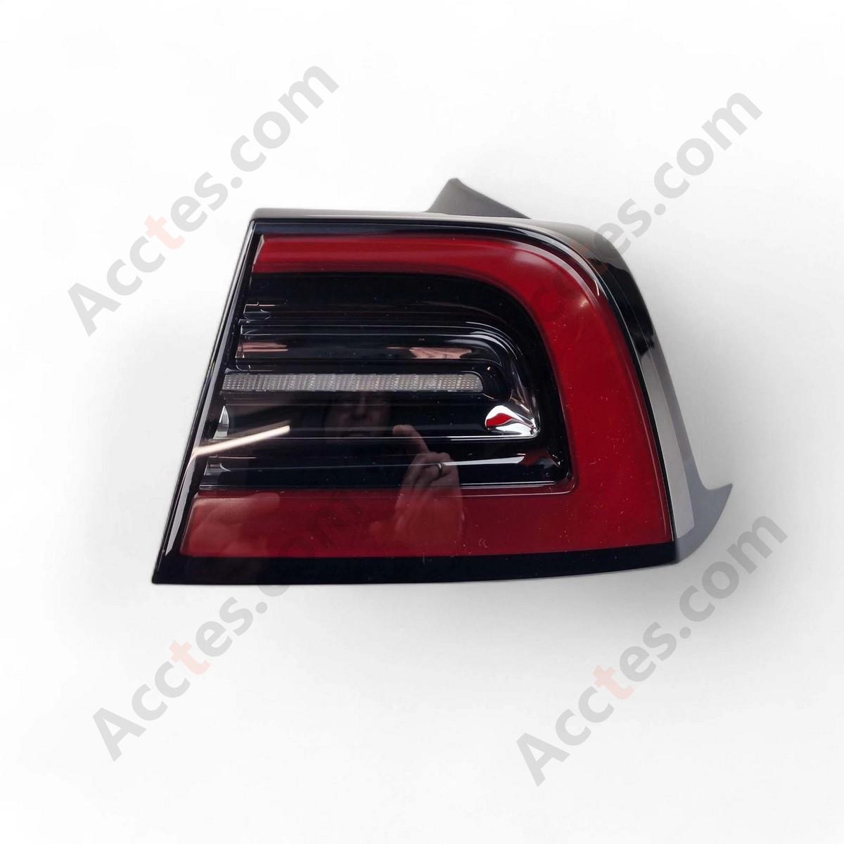 LED Tail Light Outer Rear Passenger Right RH For Tesla Model 3 & Model Y 2021-2022 OEM 1502087-99-D