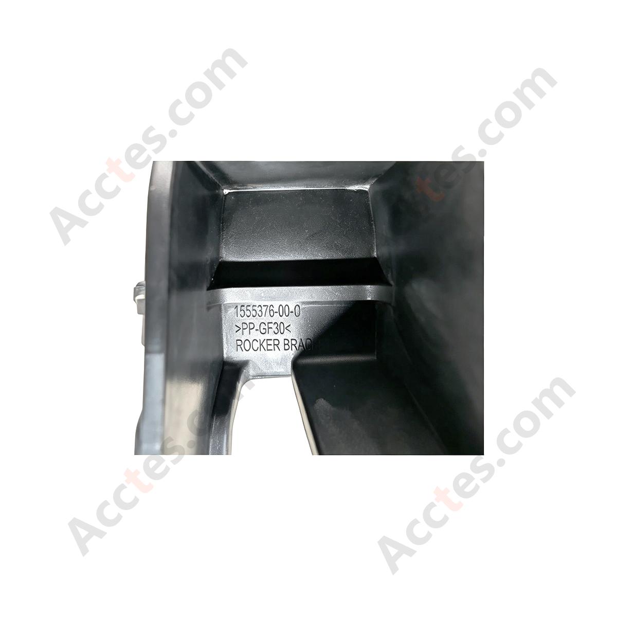Left Driver Side Rocker Body Guard Panel Bracket OEM 1555376-00-C For 2020-2023 Tesla Model Y Side Skirt Mount Retainer Clip