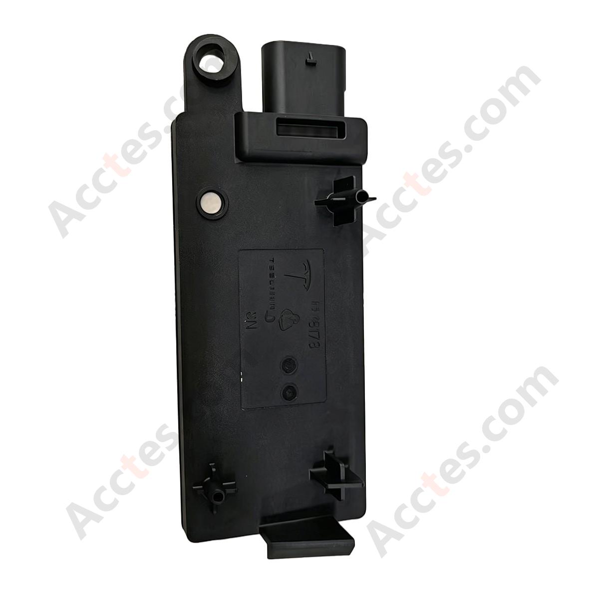 For Tesla Model Y REAR BLUETOOTH ANTENNA 1508179-00-D