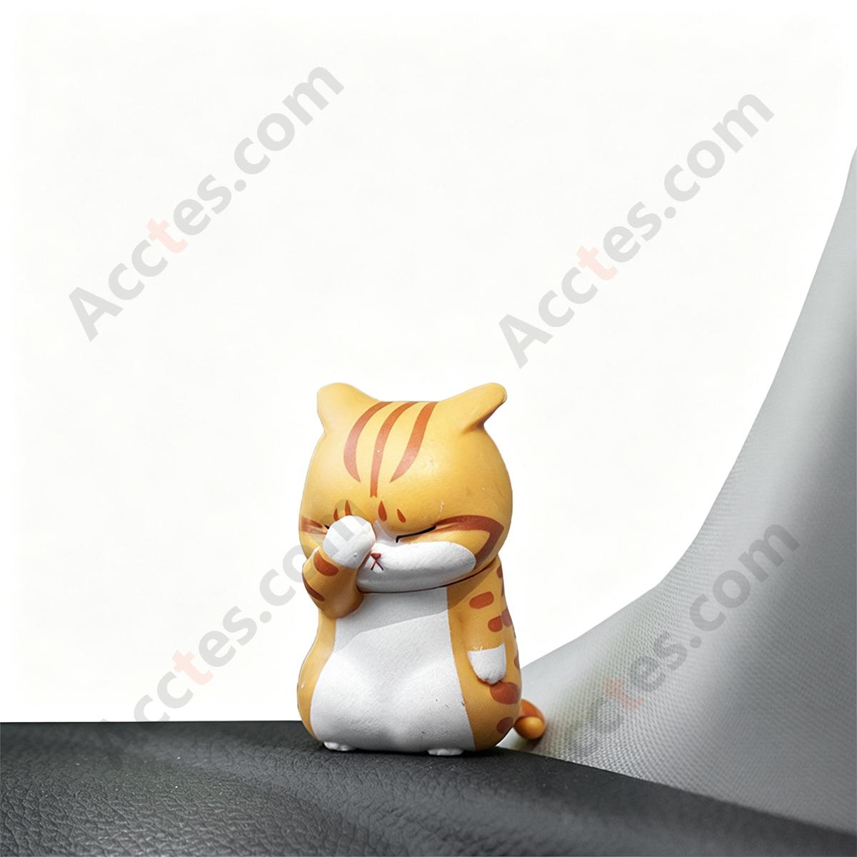 Single Cartoon Cat Car Dashboard Figurine (Without Adhesive Tape)