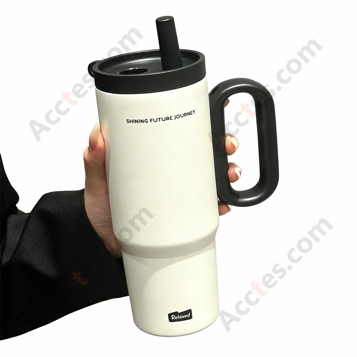 720ml White 316 Stainless Steel Insulated Water Bottle with Straw & Handle